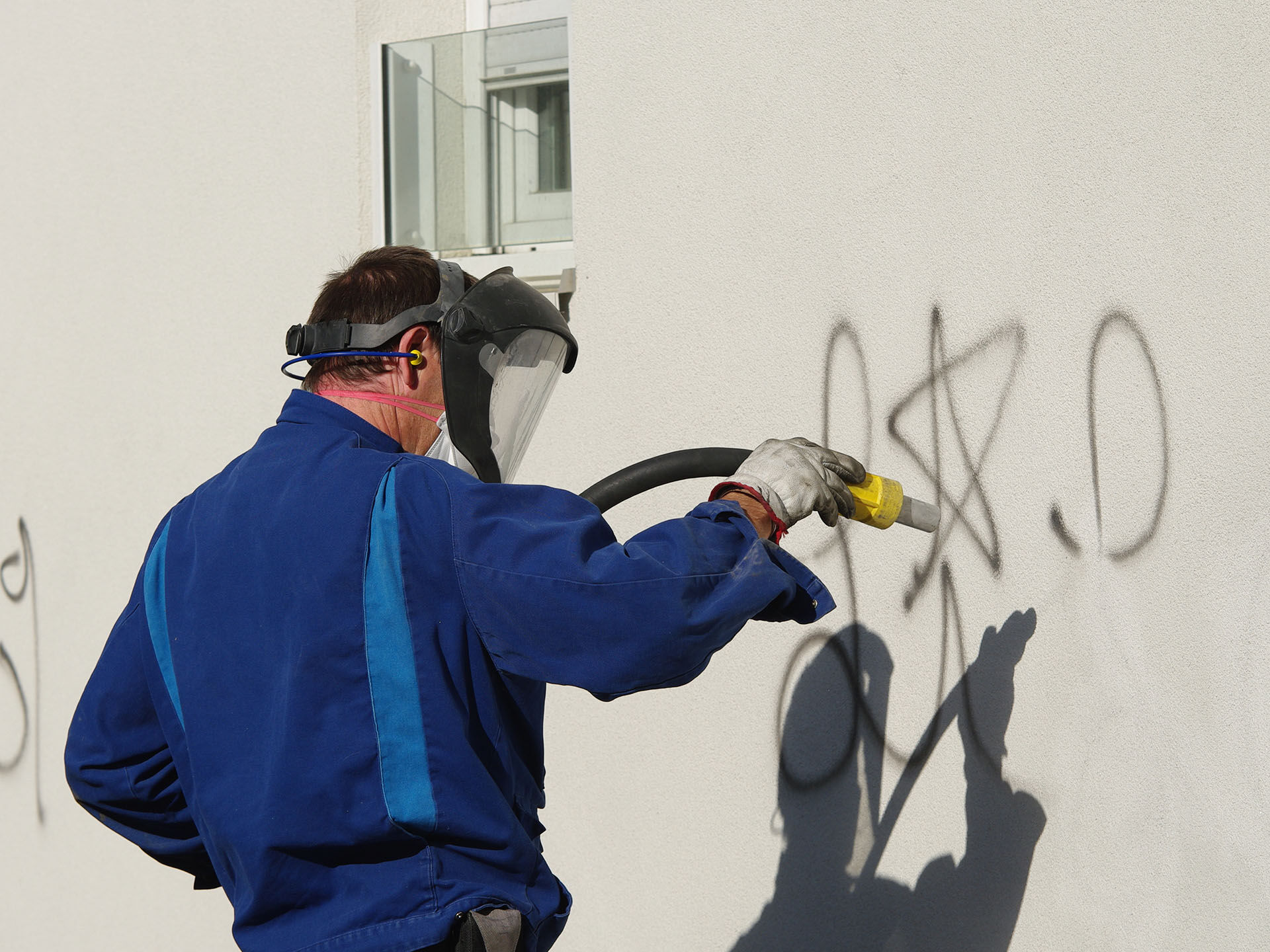 Graffiti Reinigung Hero
